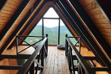 تختخواب و صبحانه Defne Bungalow Yomra