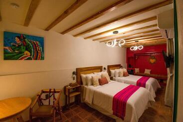 Casa Moseua Hotel Boutique