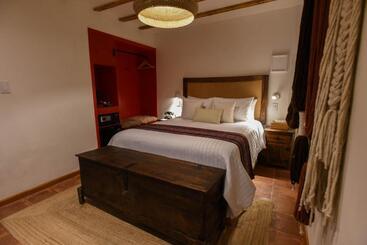Casa Moseua Hotel Boutique