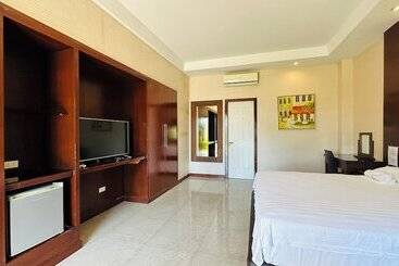 هتل Tugsaw Resort