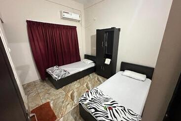 هتل Zahir Residency
