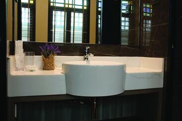 Aqueen Prestige Hotel Lavender