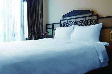 Aqueen Prestige Hotel Lavender