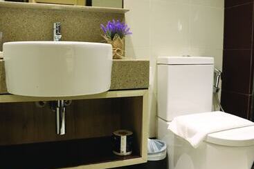 Aqueen Prestige Hotel Lavender