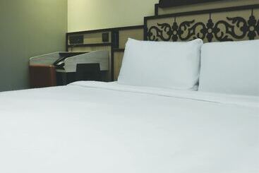 Aqueen Prestige Hotel Lavender