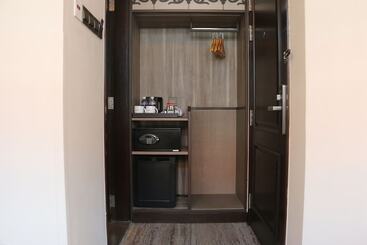 Aqueen Prestige Hotel Lavender
