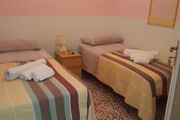 تختخواب و صبحانه Casa Gioia