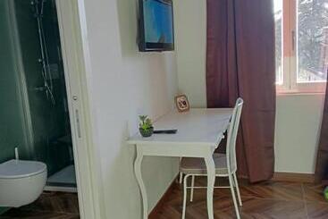 تختخواب و صبحانه Fraborgo
