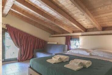 تختخواب و صبحانه La Casa Nella Prateria