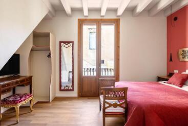 تختخواب و صبحانه Sette Fate Suites