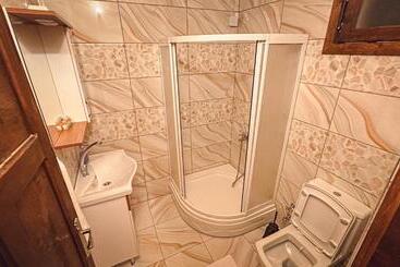 تختخواب و صبحانه Zivera Bungalov