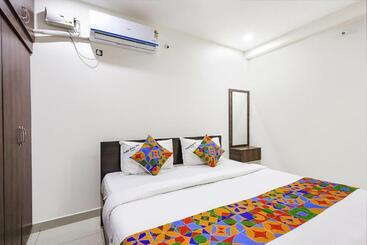 هتل Fabexpress New Balaji Home Stay