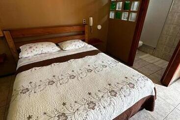 هتل Residencial Colonial