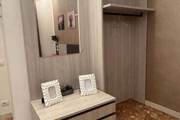 پانسیون Comforthouse Lavilla