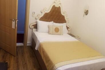 تختخواب و صبحانه Didim Palace