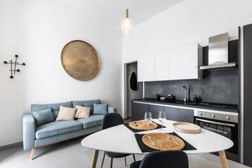 تختخواب و صبحانه Lior Apartment