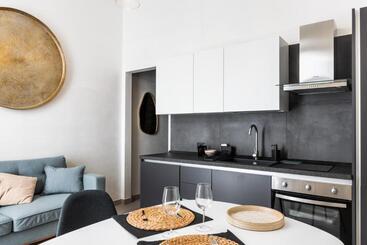 تختخواب و صبحانه Lior Apartment