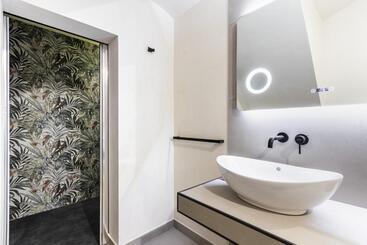 تختخواب و صبحانه Lior Apartment