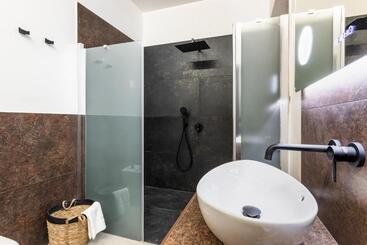 تختخواب و صبحانه Lior Apartment