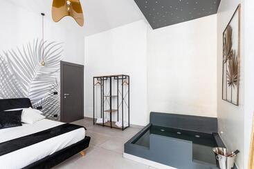 تختخواب و صبحانه Lior Apartment