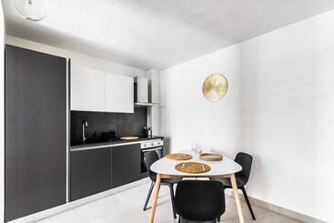 تختخواب و صبحانه Lior Apartment