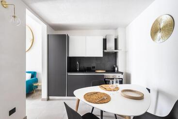 تختخواب و صبحانه Lior Apartment