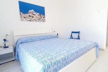 تختخواب و صبحانه Passariello