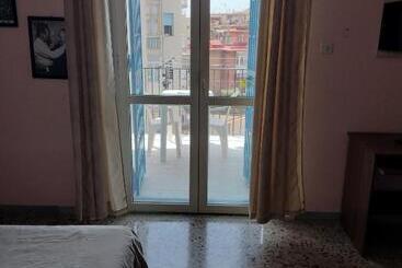 تختخواب و صبحانه S Agapò