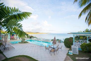 هتل Bungalows On The Bay