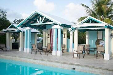 هتل Bungalows On The Bay