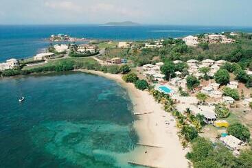 هتل Bungalows On The Bay