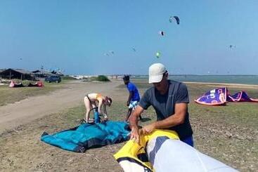 هتل Kitelife Resort