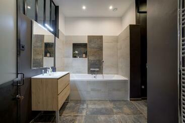 Jacuzzi, Mer 3 Min, B&b