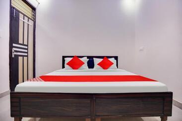 Flagship Hotel Gh Residency