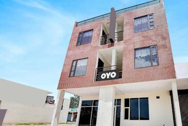Flagship Hotel Gh Residency