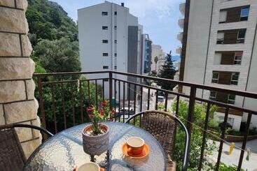 پانسیون Bela Kuća Studio Apartments Na Korak Do Mora A Step To The Sea