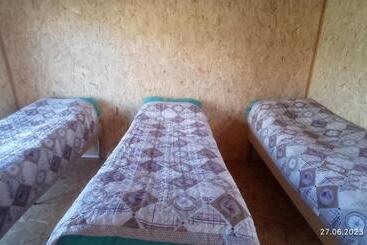 پانسیون Yurt Camp Visit Kol Suu