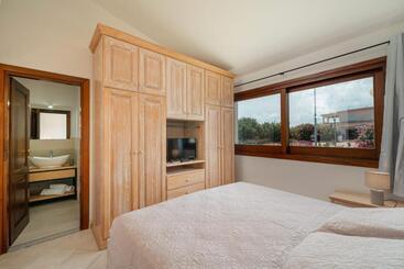 پانسیون Rooms Tavolara