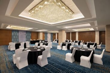 هتل Fairfield By Marriott Agra