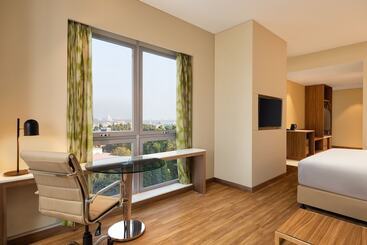 هتل Fairfield By Marriott Agra