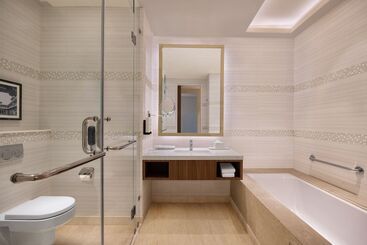 هتل Fairfield By Marriott Agra