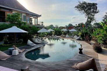 هتل Spaces Bali
