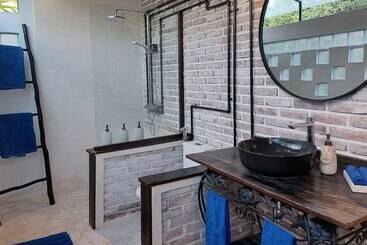 هتل Spaces Bali