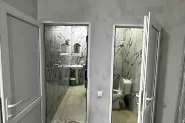 پانسیون Guest House Family7