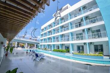 هتل Bohol Dolphin Bay Resort