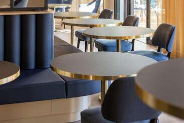 هتل Mercure Toulouse Aeroport Blagnac