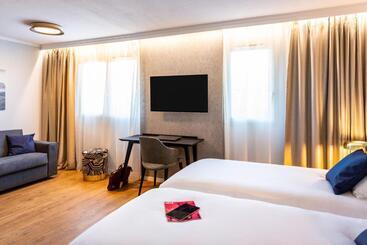 هتل Mercure Toulouse Aeroport Blagnac