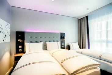 هتل Premier Inn Darmstadt City Centre