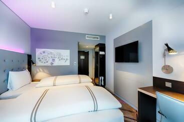 هتل Premier Inn Darmstadt City Centre