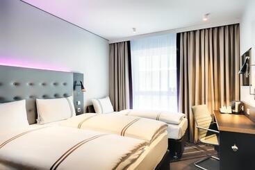 هتل Premier Inn Darmstadt City Centre